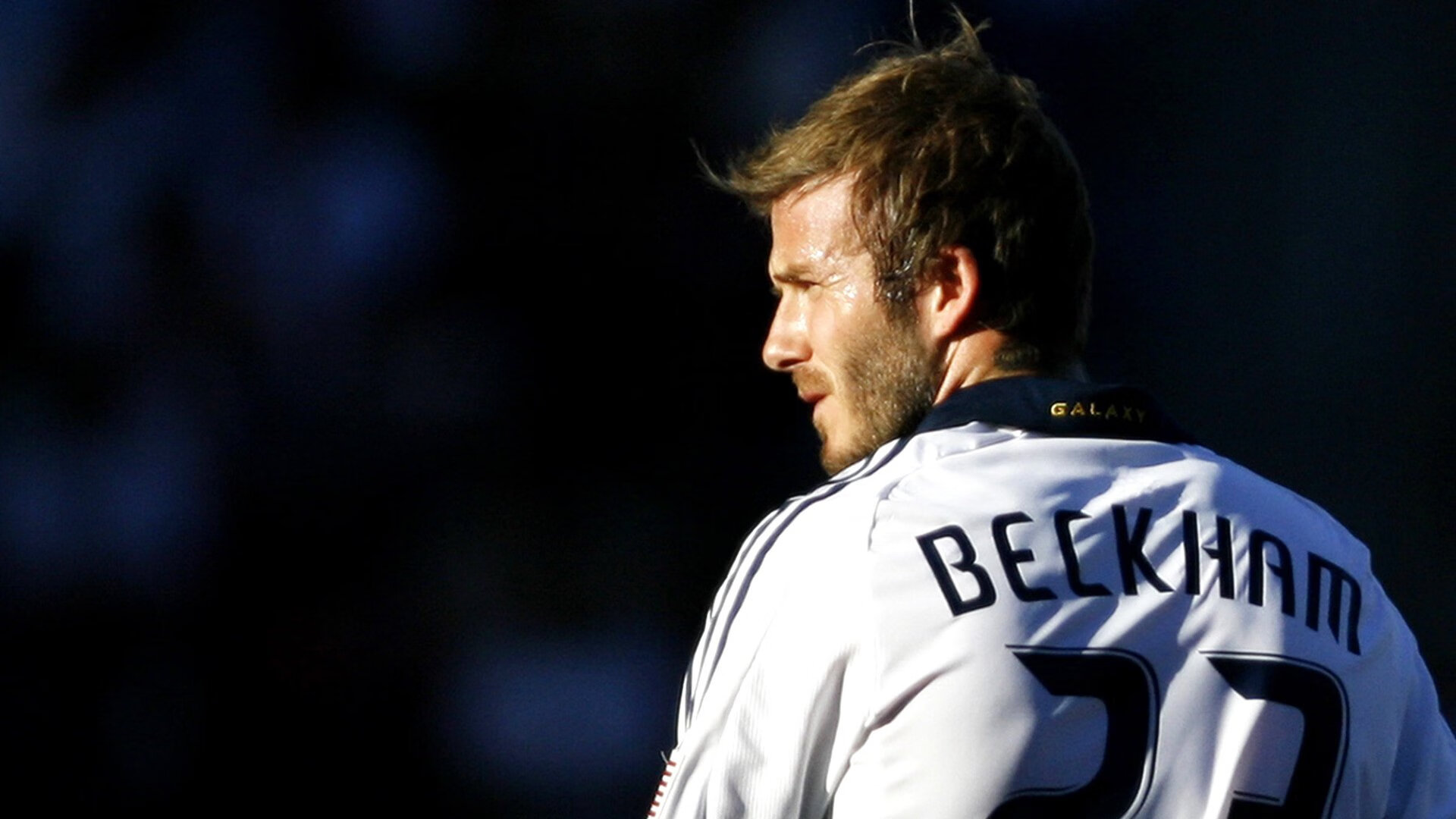 球员赛后采访情绪真挚,球员采访常见问题及回答